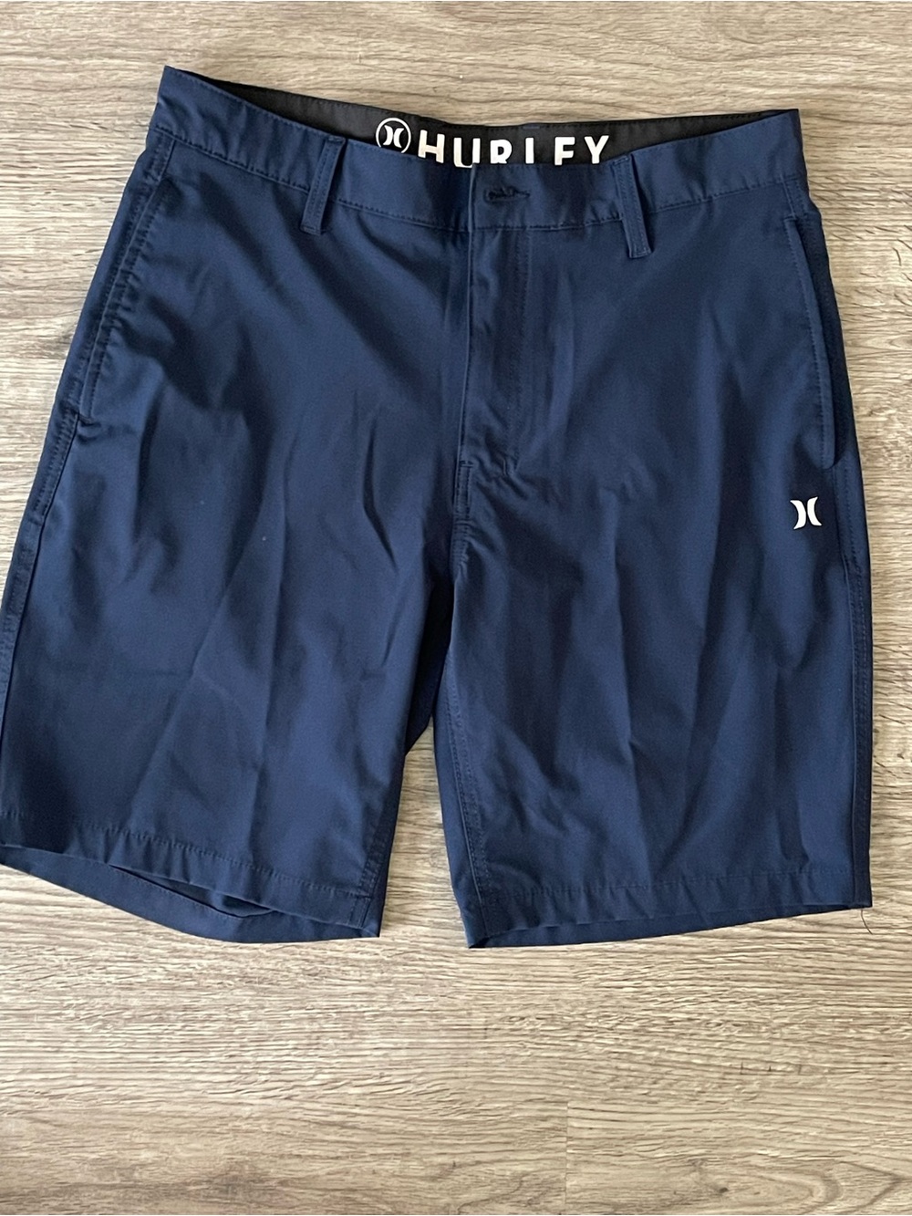 Hurley Men's Navy Athletic Performance boardShorts size 32